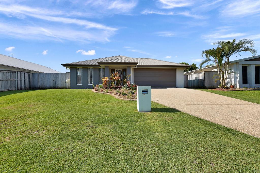 44 Newport Pde, Blacks Beach, QLD 4740