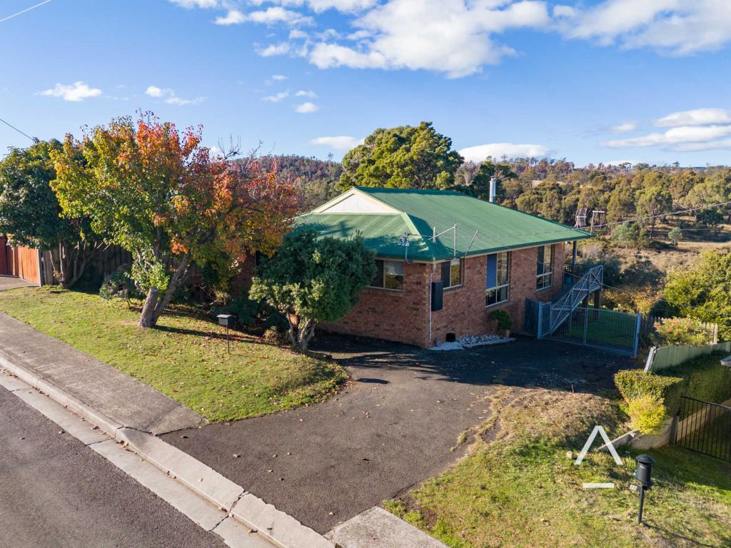 48 Crandon Cres, Newnham, TAS 7248