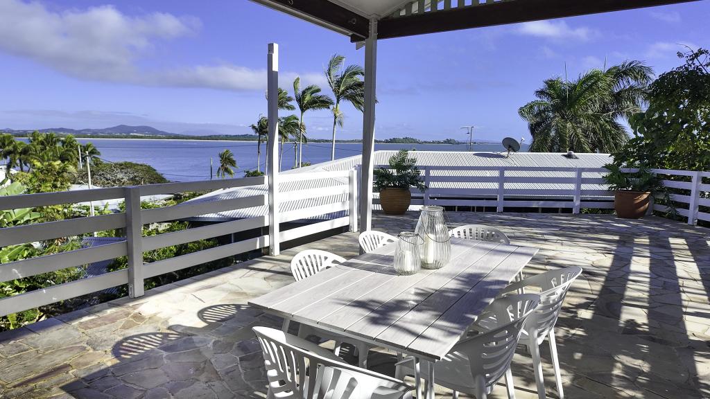 8 Hawk St, Slade Point, QLD 4740