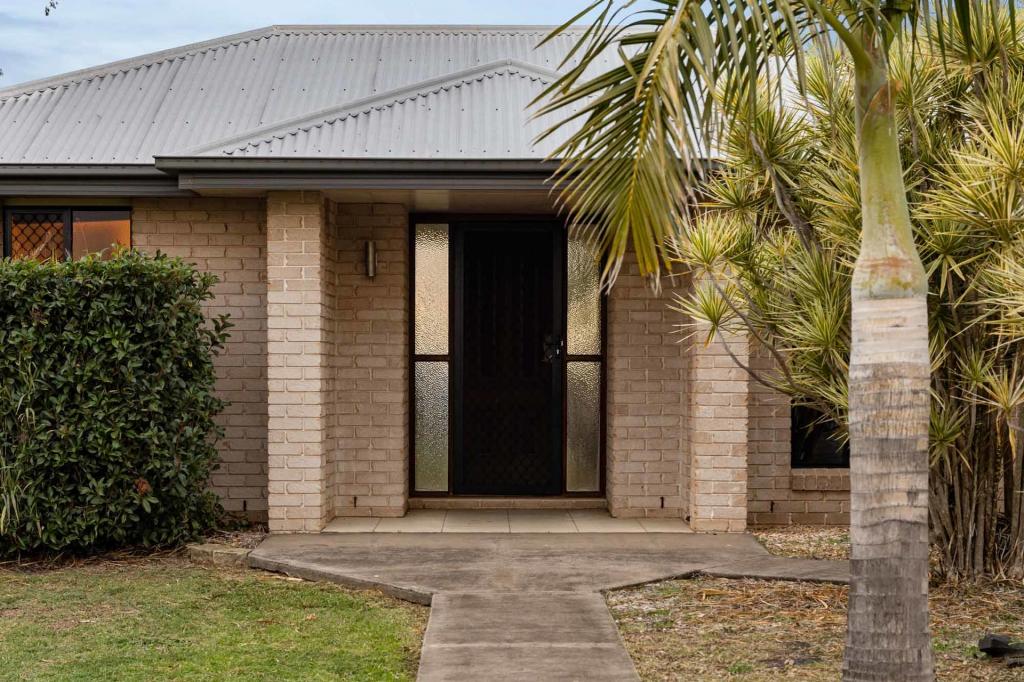 6 Lewis Dr, Meringandan West, QLD 4352