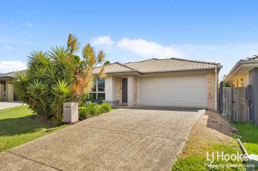 35 Honeyeater Cres, Dakabin, QLD 4503