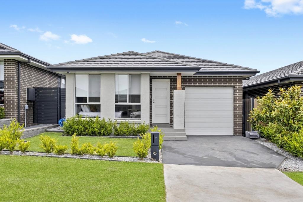 17 Rowan St, Oran Park, NSW 2570