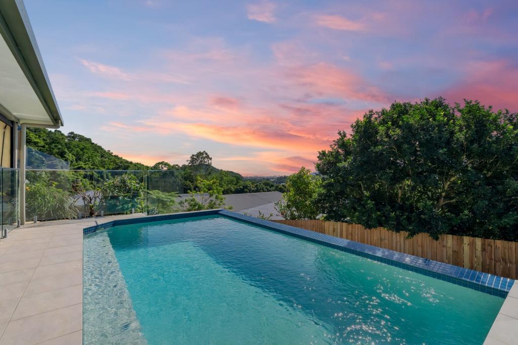 6 Cribwood Cl, Mount Sheridan, QLD 4868