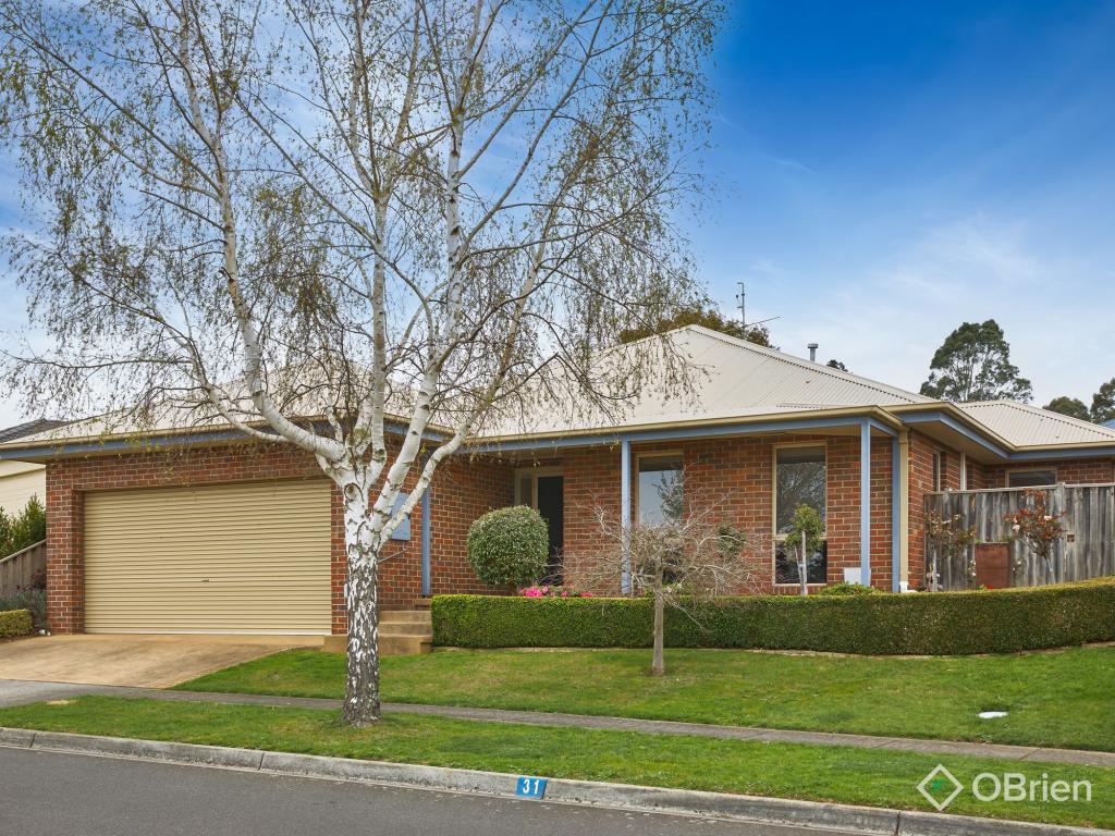 31 Grange Cres, Warragul, VIC 3820