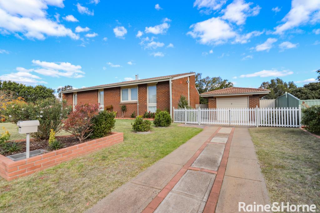2 Bassett Dr, West Bathurst, NSW 2795
