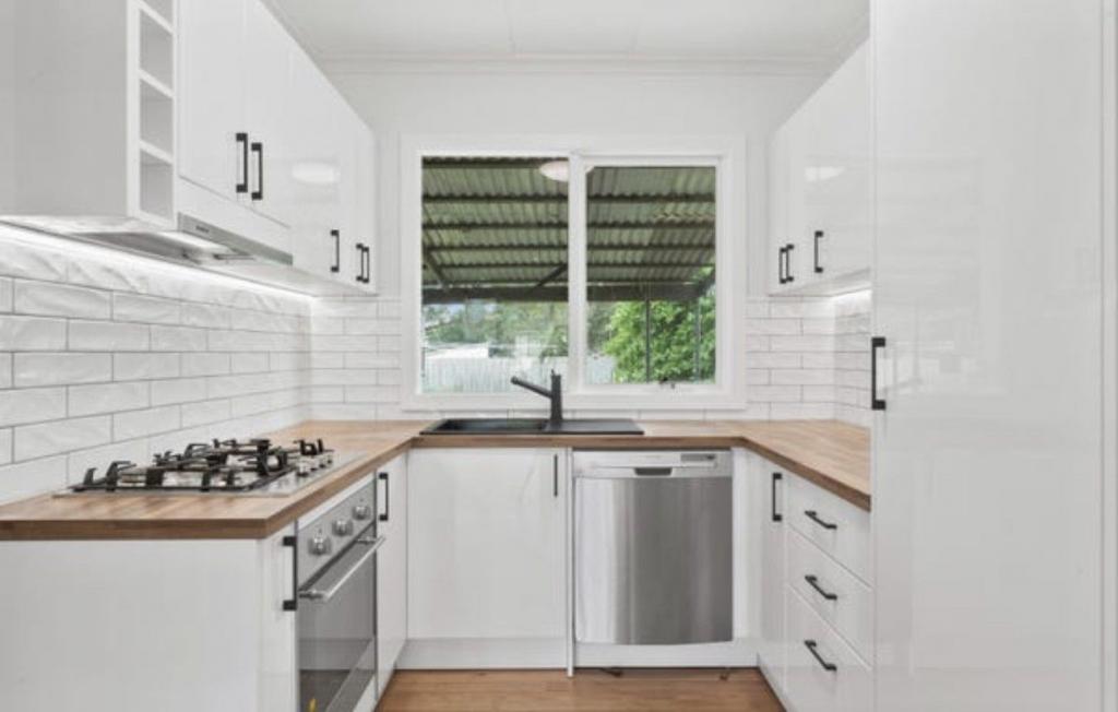 9 Burdett St, Frankston North, VIC 3200