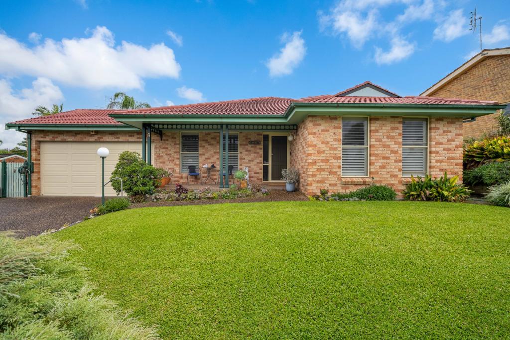 8 Roscrea Cres, Mount Hutton, NSW 2290