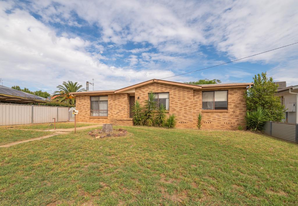 2a Brooke St, Forbes, NSW 2871