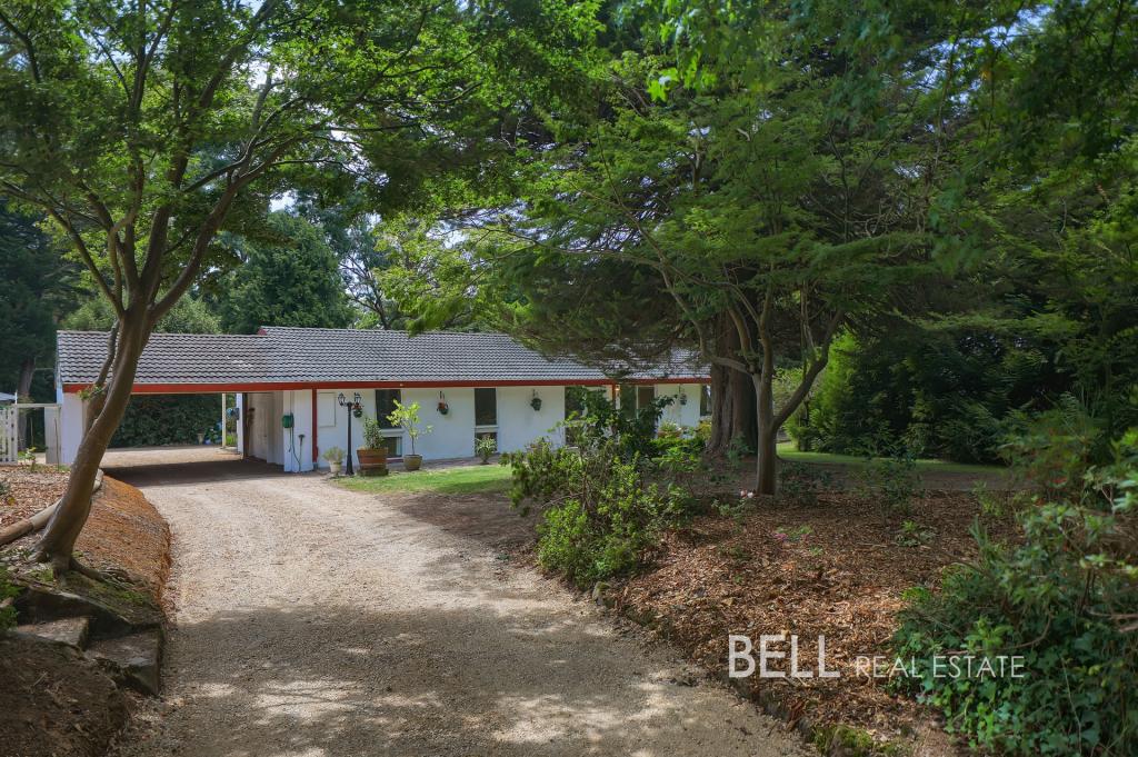 34 View Hill Rd, Cockatoo, VIC 3781