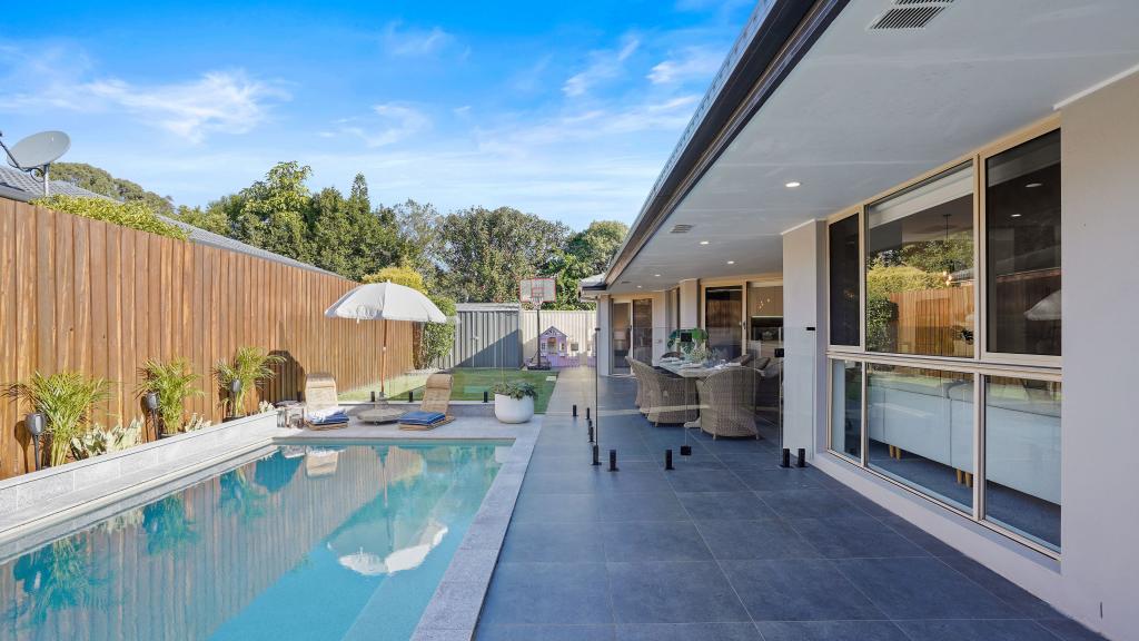 5 Caulfield St, Robina, QLD 4226