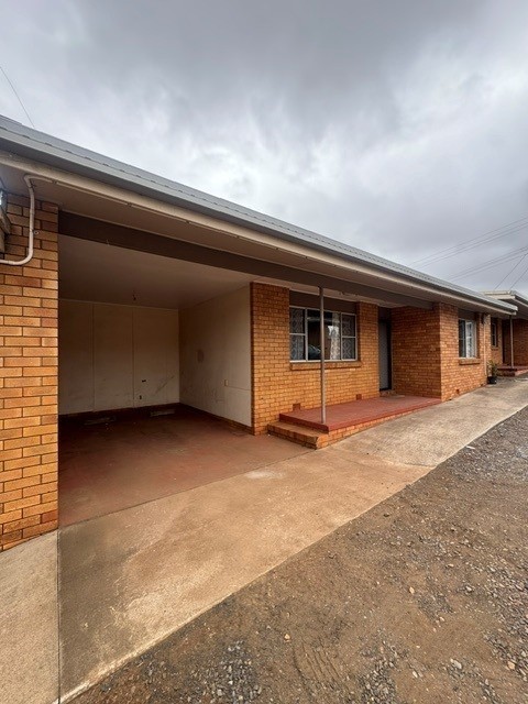 2/68 Pascoe Lane, Harlaxton, QLD 4350