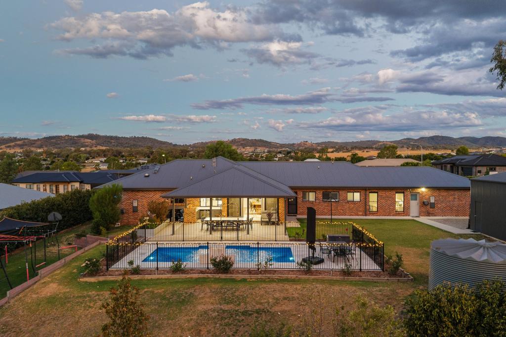 24 Roy St, Hallsville, NSW 2340