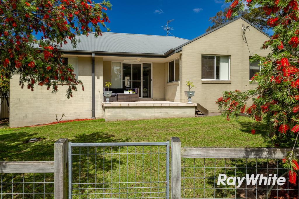 1a Crest Cres, Moruya Heads, NSW 2537