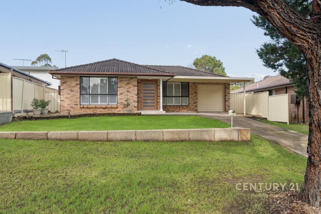 9 Farrendon Pl, Mount Annan, NSW 2567