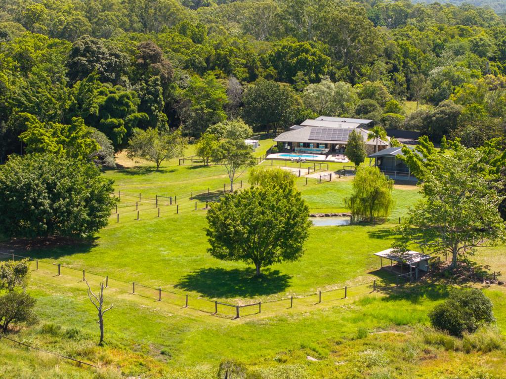 137 Old Gympie Rd, Mooloolah Valley, QLD 4553