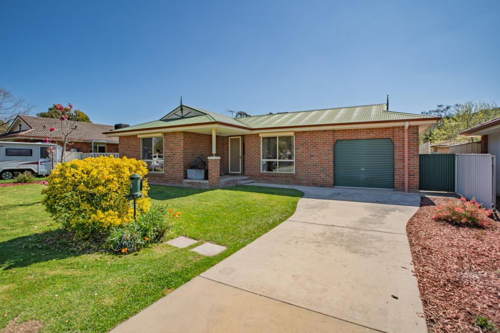 8 Bullara Ct, Springdale Heights, NSW 2641