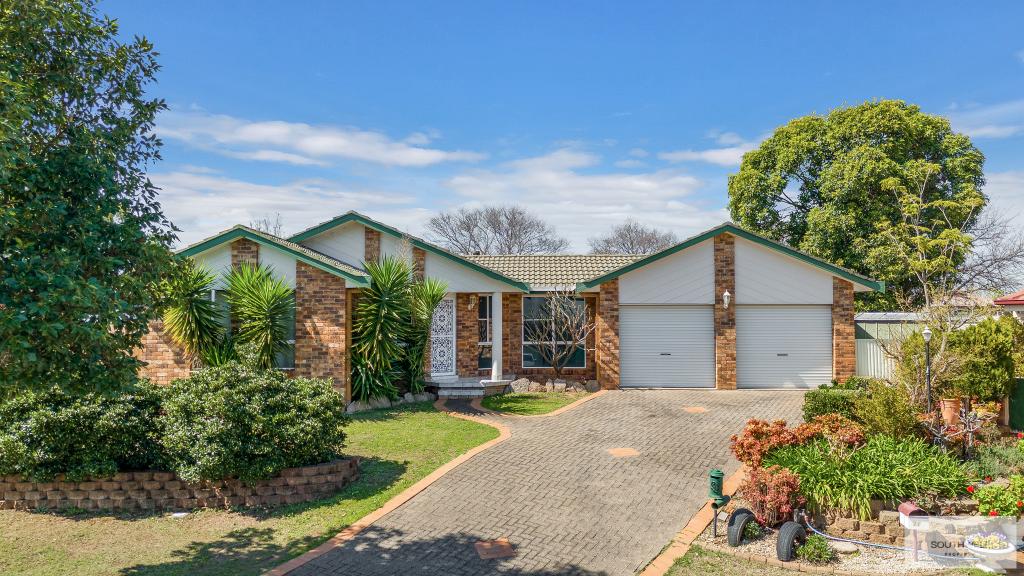 9 Kurria Cl, Hillvue, NSW 2340