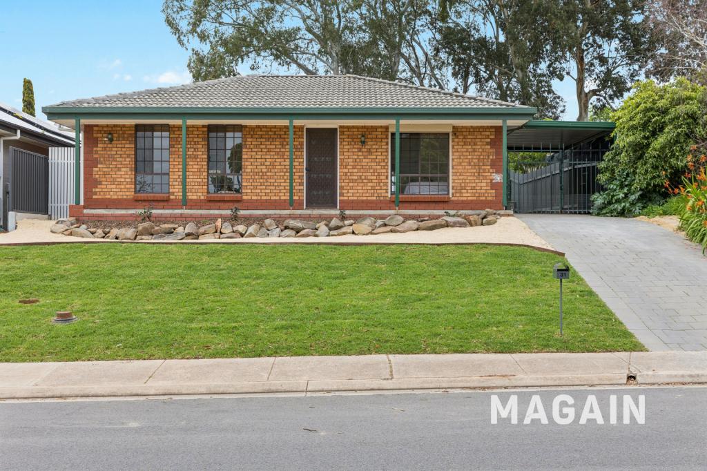 31 Hendrix Cres, Woodcroft, SA 5162