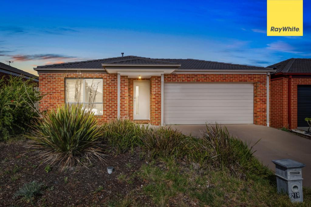 219 James Melrose Dr, Brookfield, VIC 3338