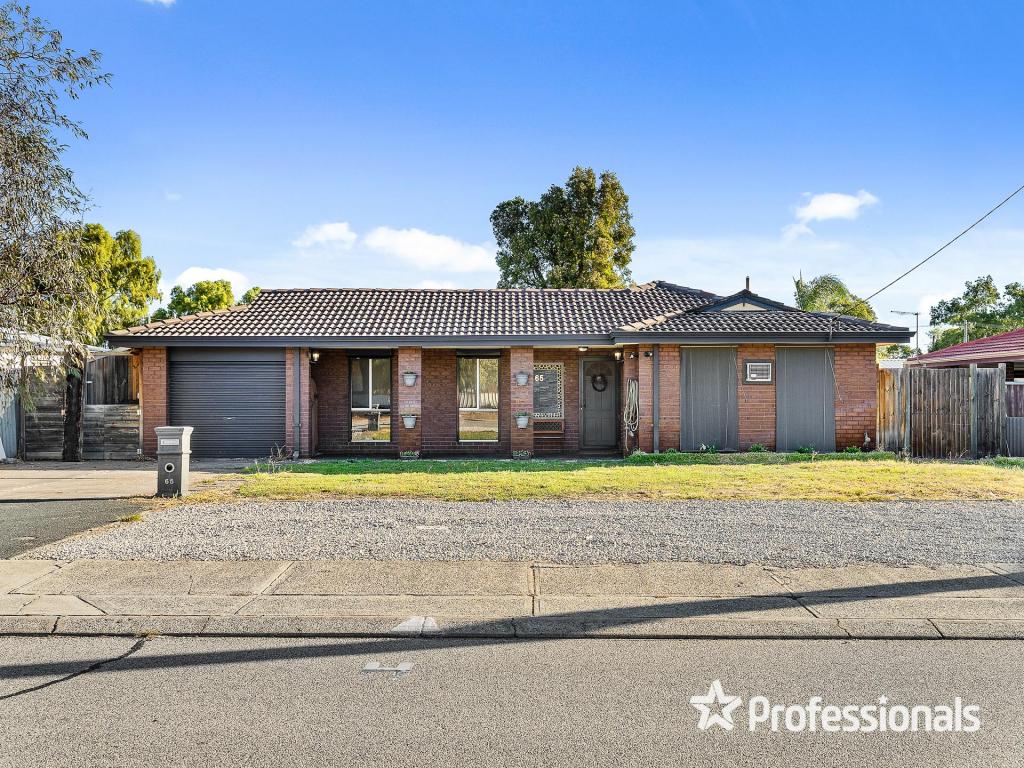 65 Cypress Rd, Forrestfield, WA 6058