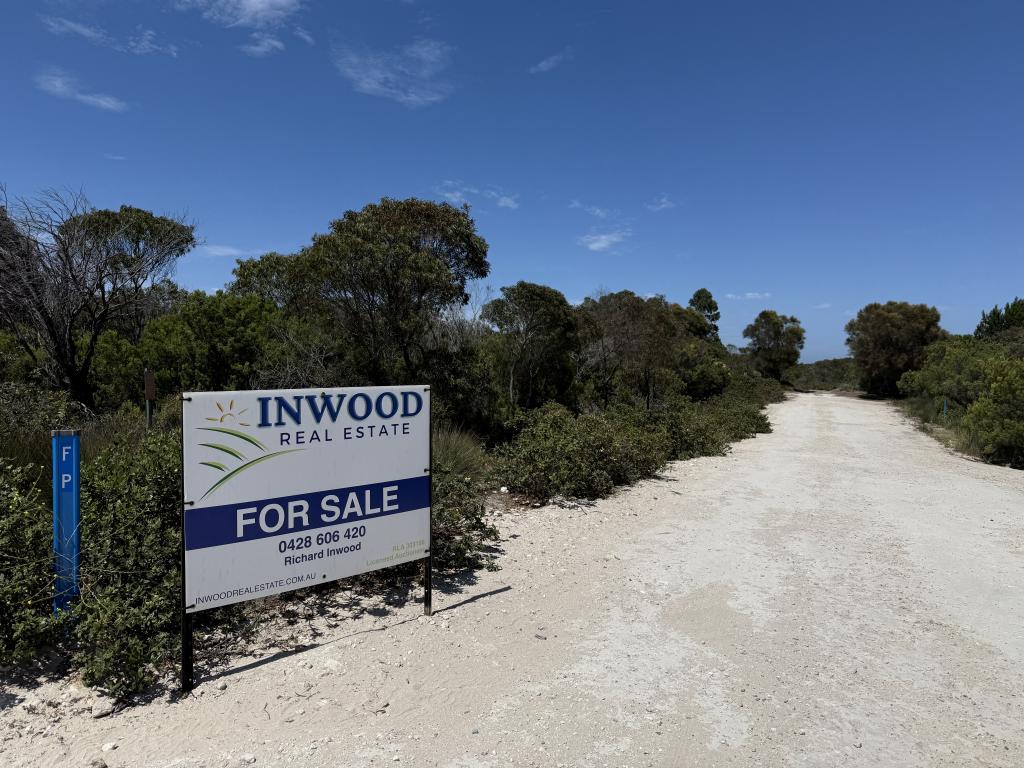 6 Eleventh St, Sapphiretown, SA 5222