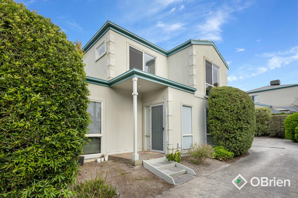 2/40 FROME AVE, FRANKSTON, VIC 3199