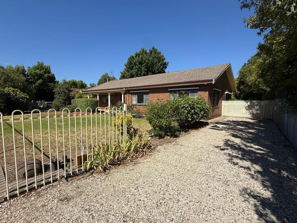 8-10 Platt St, Euroa, VIC 3666