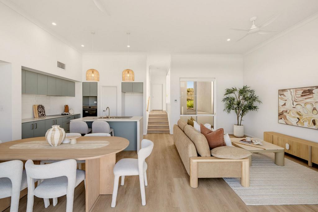 32 Whitewater Tce, Lake Cathie, NSW 2445