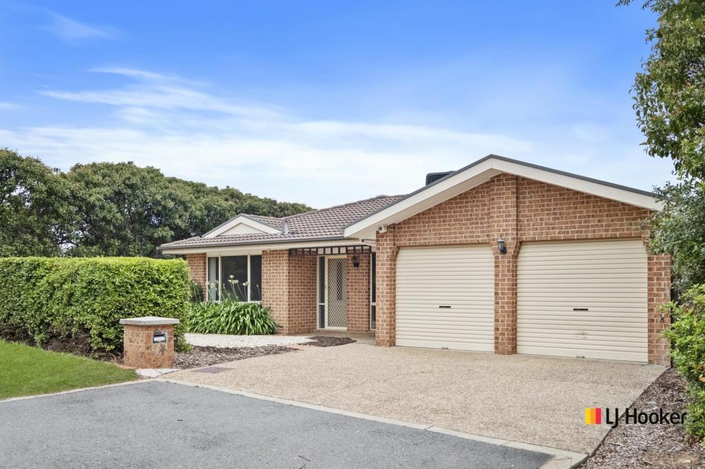 14 Dacomb Ct, Dunlop, ACT 2615