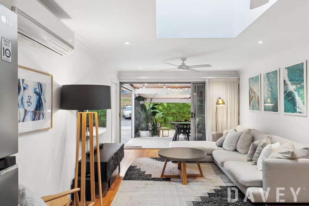 7b Andrew St, Scarborough, WA 6019