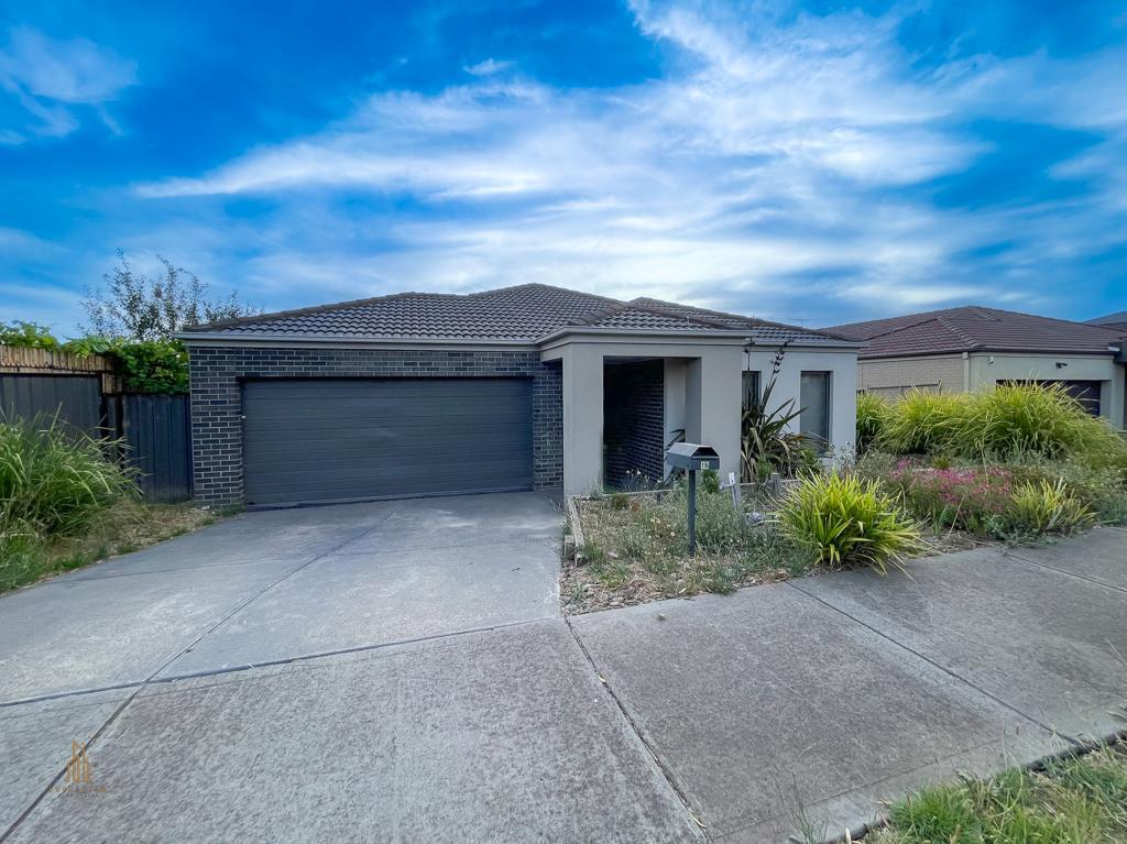 16 Pinnacle Dr, Craigieburn, VIC 3064