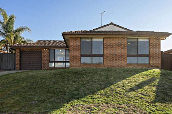 132 Swallow Dr, Erskine Park, NSW 2759