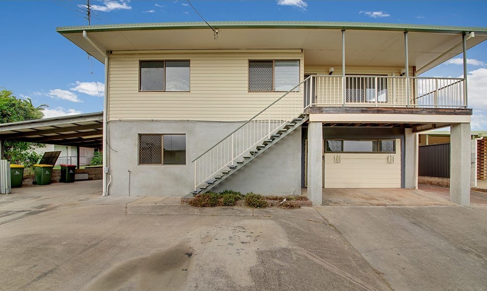 16 Waratah St, Kin Kora, QLD 4680