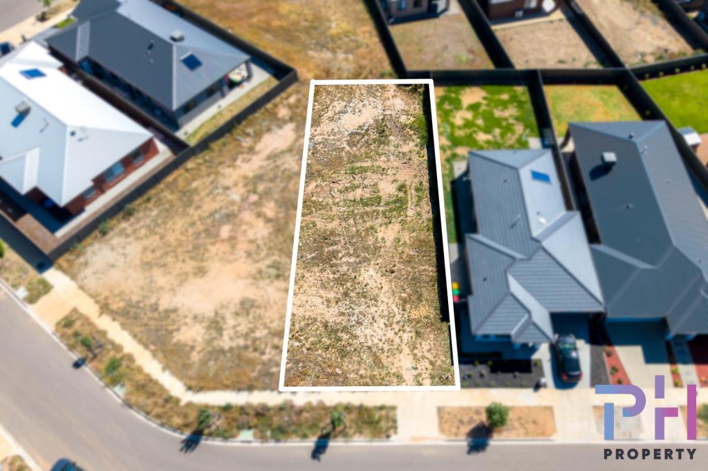 5 GALLIC WAY, HUNTLY, VIC 3551