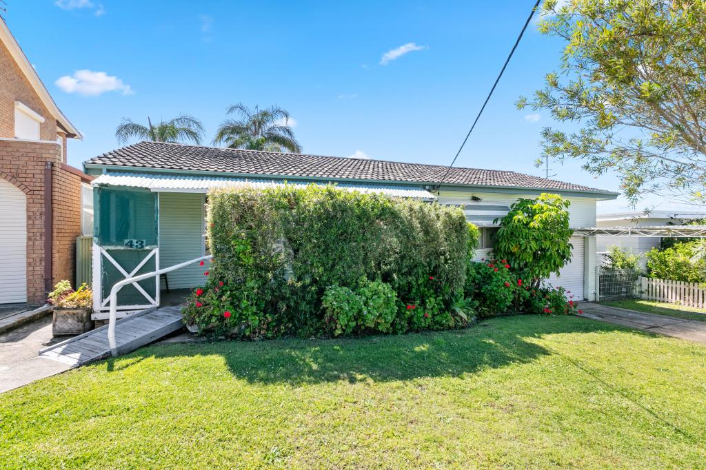 43 Balmoral Dr, Gorokan, NSW 2263