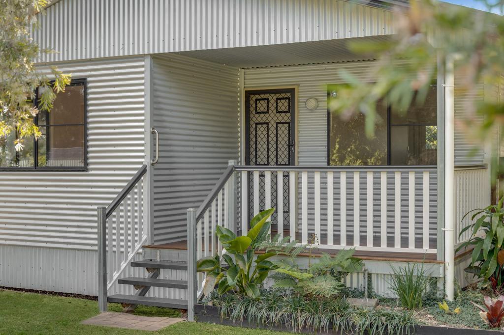 4 Brodie St, Nobby, QLD 4360