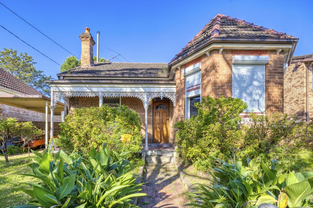 18 Cromwell St, Croydon, NSW 2132