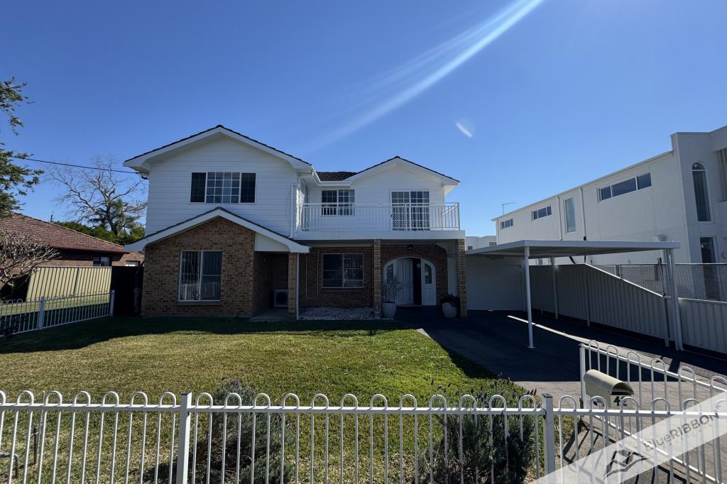 42 Reynolds St, Toongabbie, NSW 2146