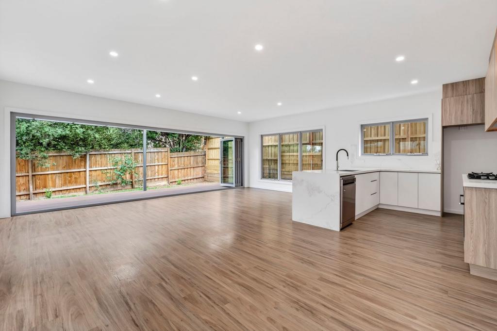 1a Thornbury Lane, Highton, VIC 3216