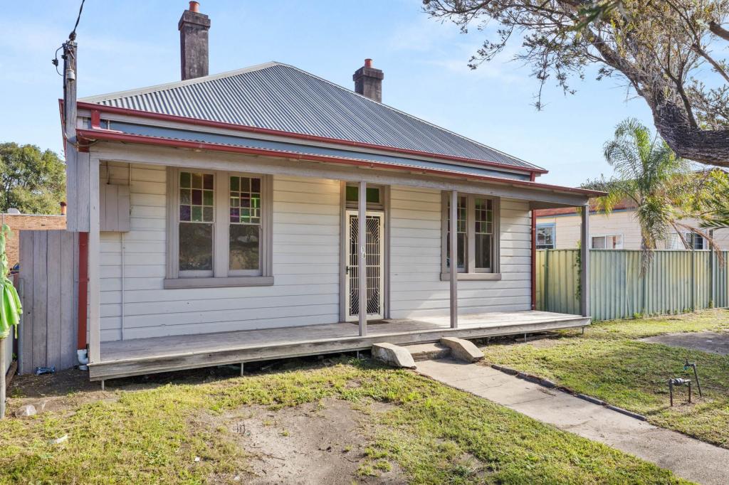 16 Swan St, Hamilton, NSW 2303