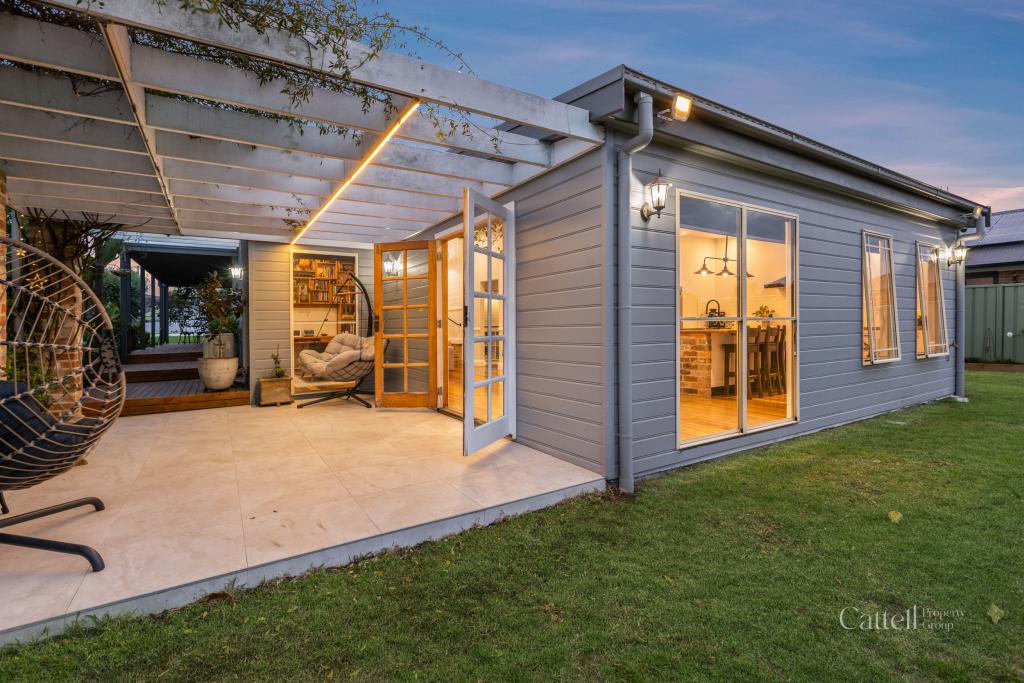 12 Nelson St, Greta, NSW 2334