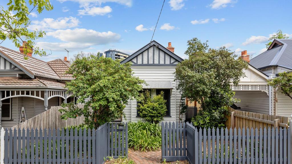 9a Clarence St, Malvern East, VIC 3145