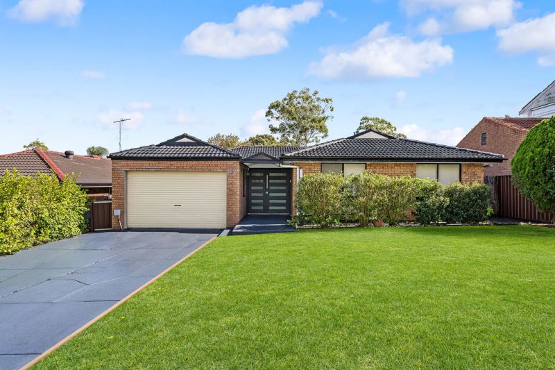 31 Corunna Ave, Leumeah, NSW 2560