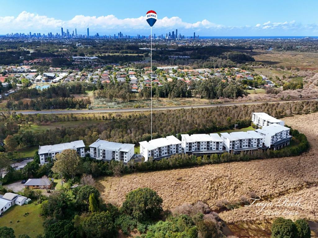 3304/31 BOURTON RD, MERRIMAC, QLD 4226