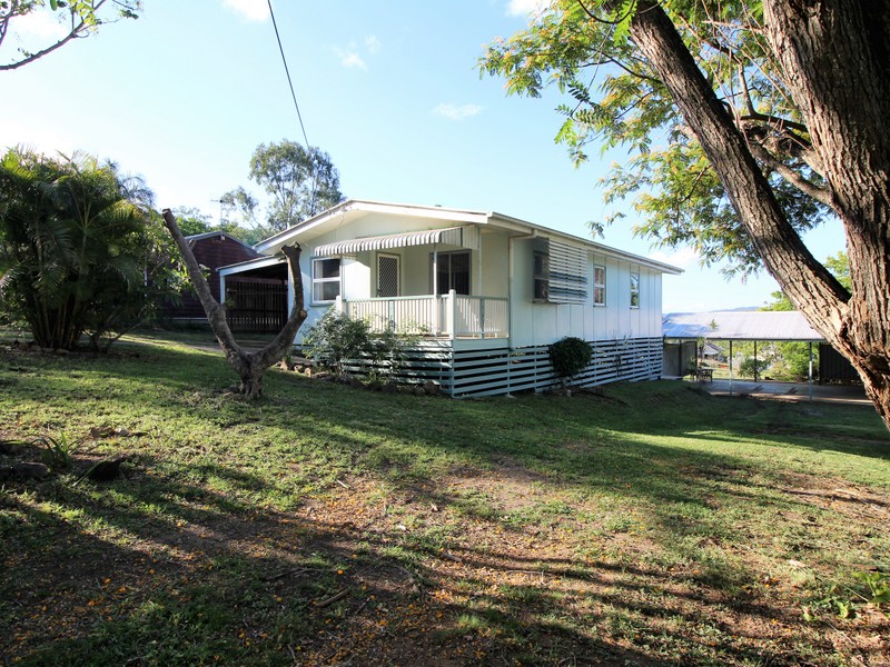 7 Hill St, Esk, QLD 4312
