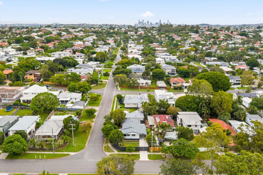 70 Stadcor St, Wavell Heights, QLD 4012