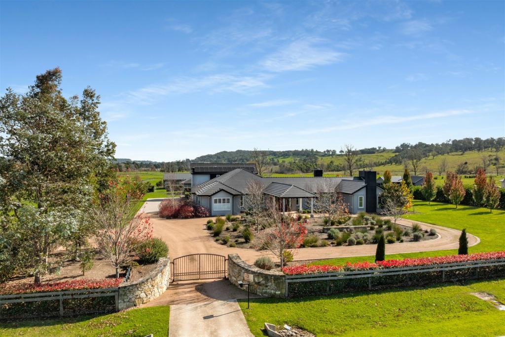 13 Herald Dr, Bowral, NSW 2576