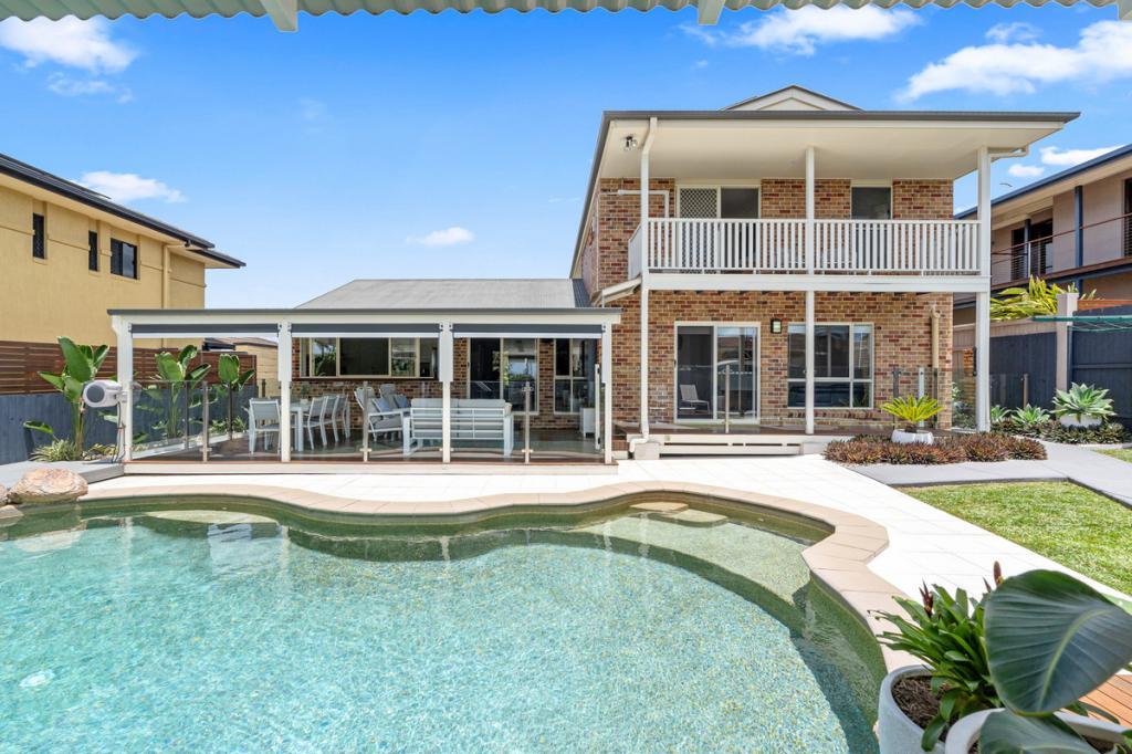 7 Eurong Ave, Pialba, QLD 4655