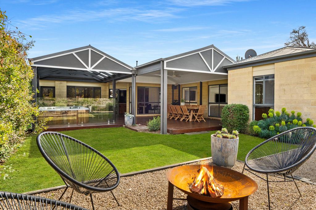 23 Caxton St, Blairgowrie, VIC 3942