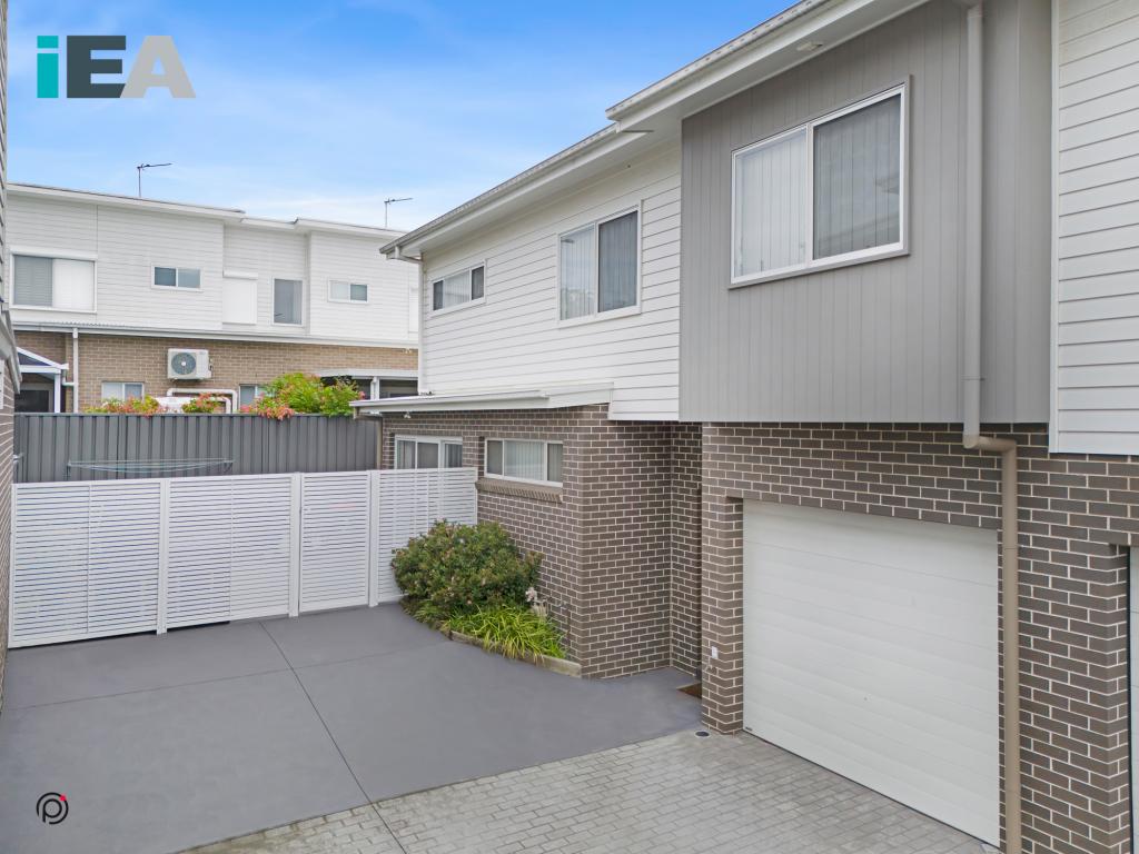 2/13 Hopetoun Lane, Oak Flats, NSW 2529